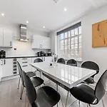 Luxury Flat In London - Mayfair